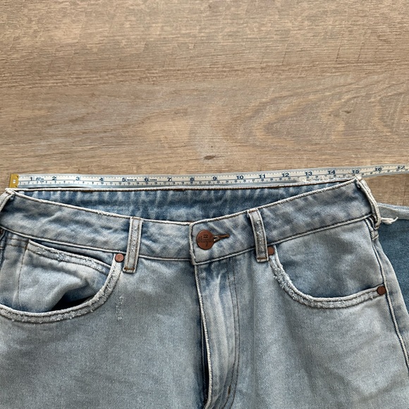 Wrangler Jeans - Picture 5 of 6